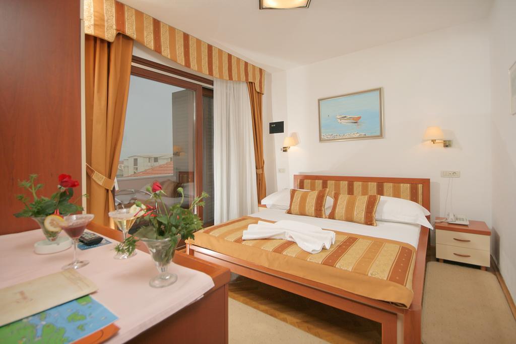 Hotel Trogirski Dvori Room photo